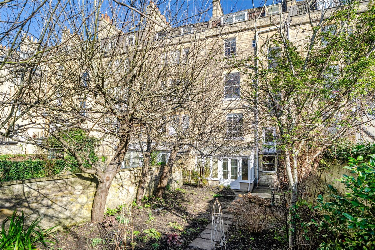 2 bedroom maisonette, New King Street, Bath BA1 - Available