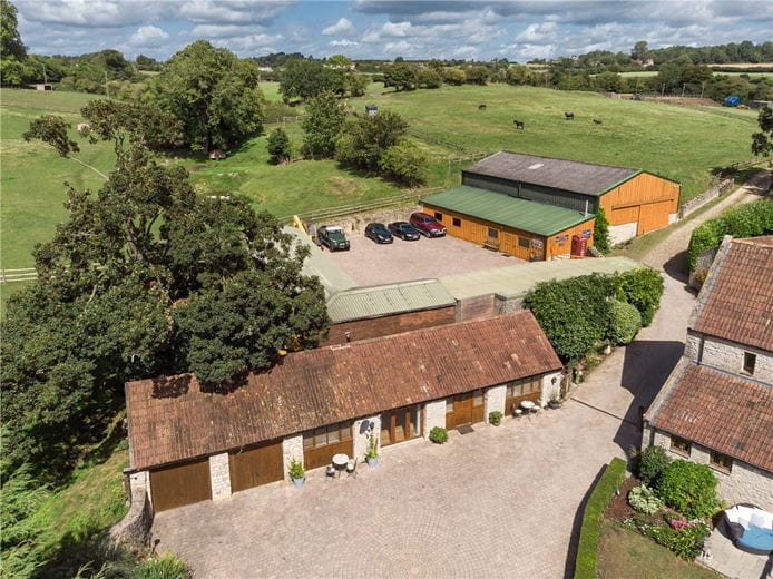 40 acres House, Siston, Bristol BS16 - Available