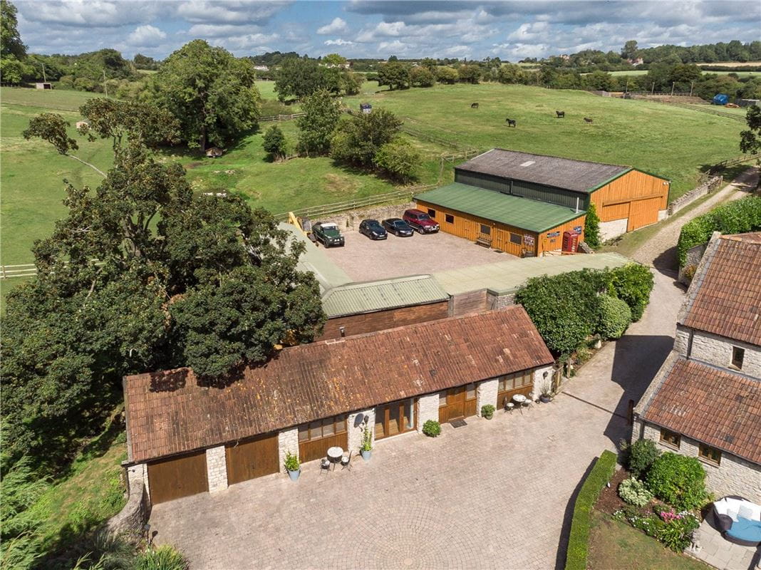 38 acres House, Siston, Bristol BS16 - Available