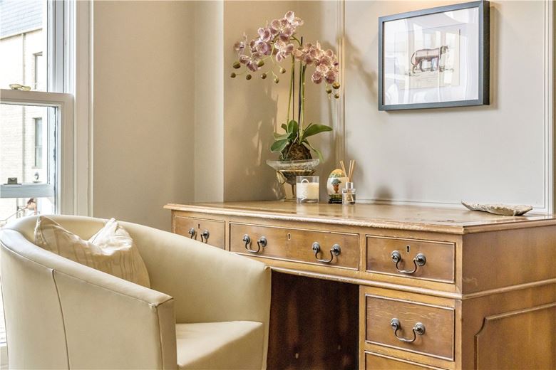 2 bedroom flat, Victoria Bridge Road, Bath BA1 - Sold