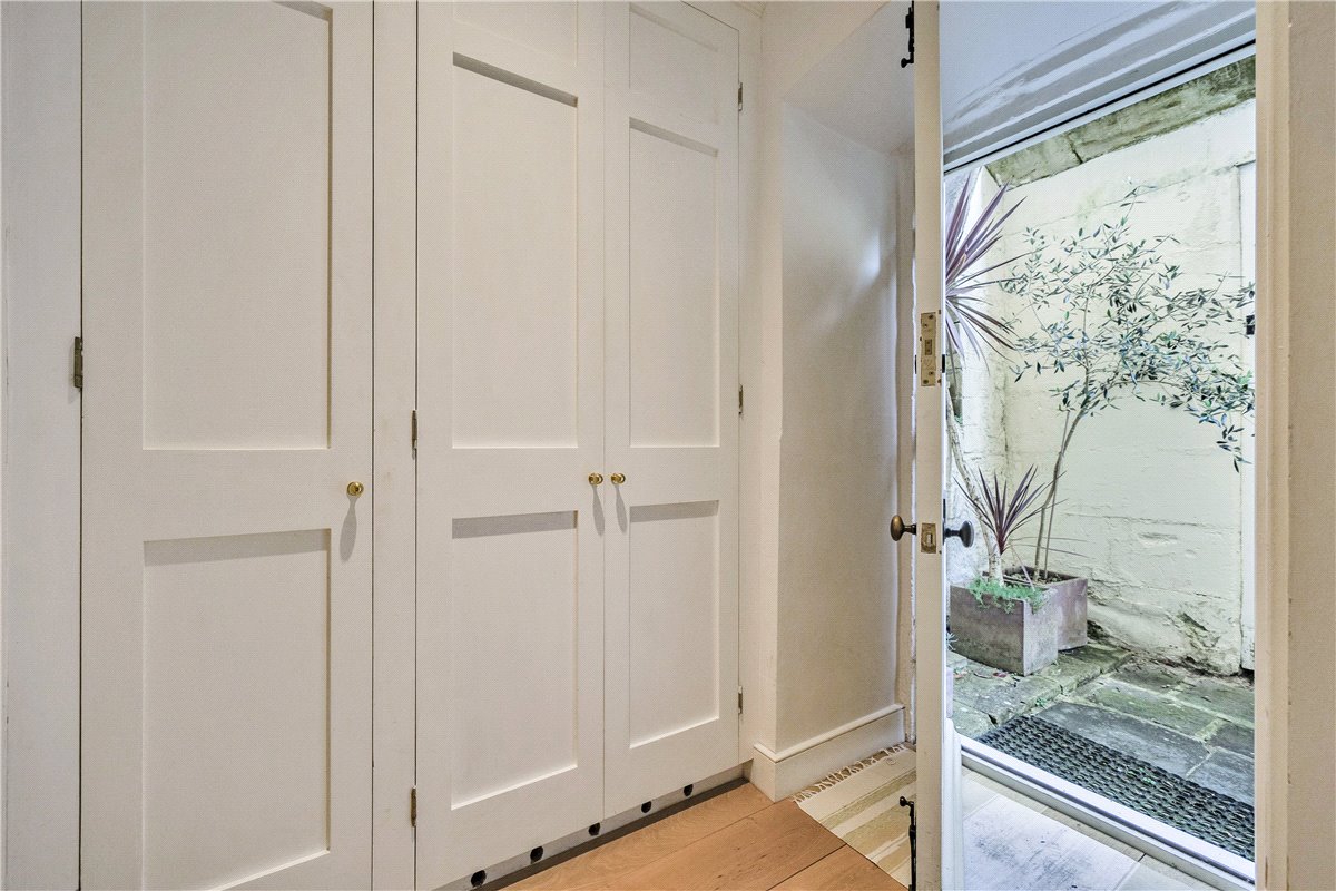 1 bedroom flat, Park Street, Bath BA1 - Sold