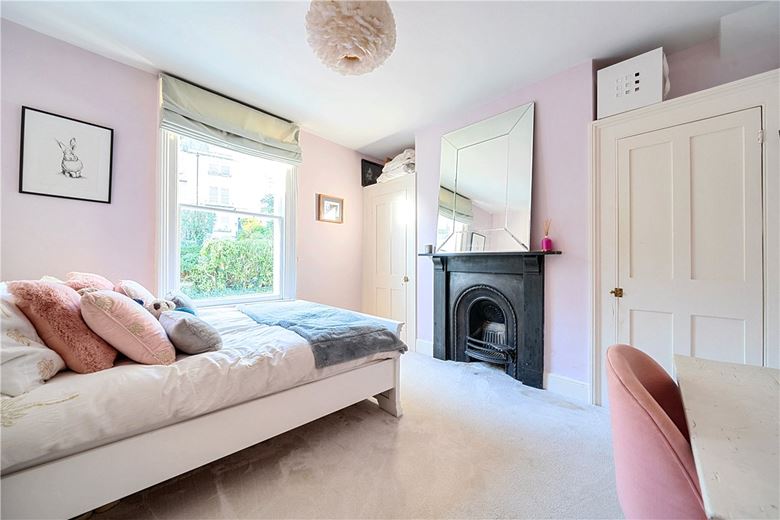 4 bedroom house, Berkeley Place, Camden Road BA1 - Sold