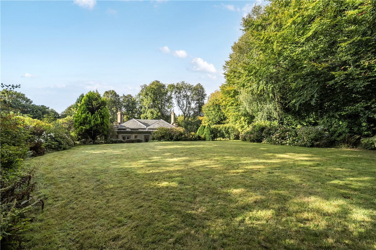 2 bedroom house, Stourton, Warminster BA12 - Available