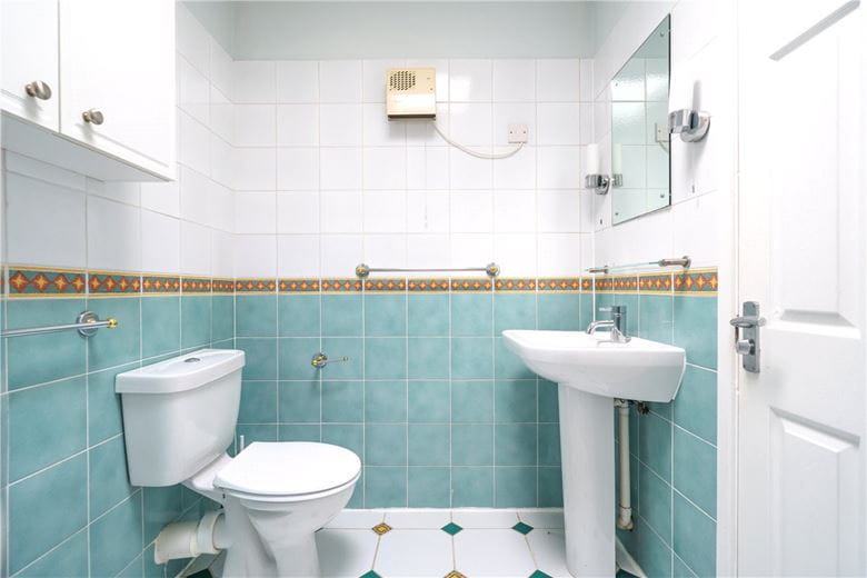 2 bedroom flat, Henrietta Street, Bath BA2 - Available