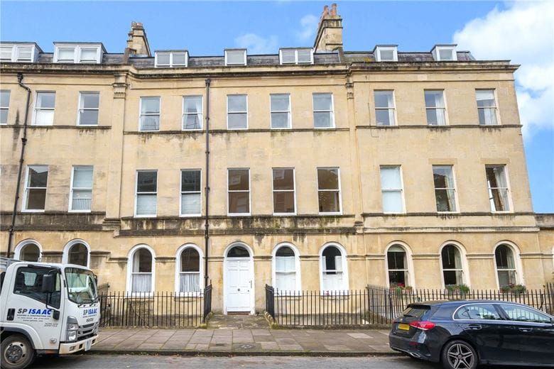 2 bedroom flat, Henrietta Street, Bath BA2 - Available