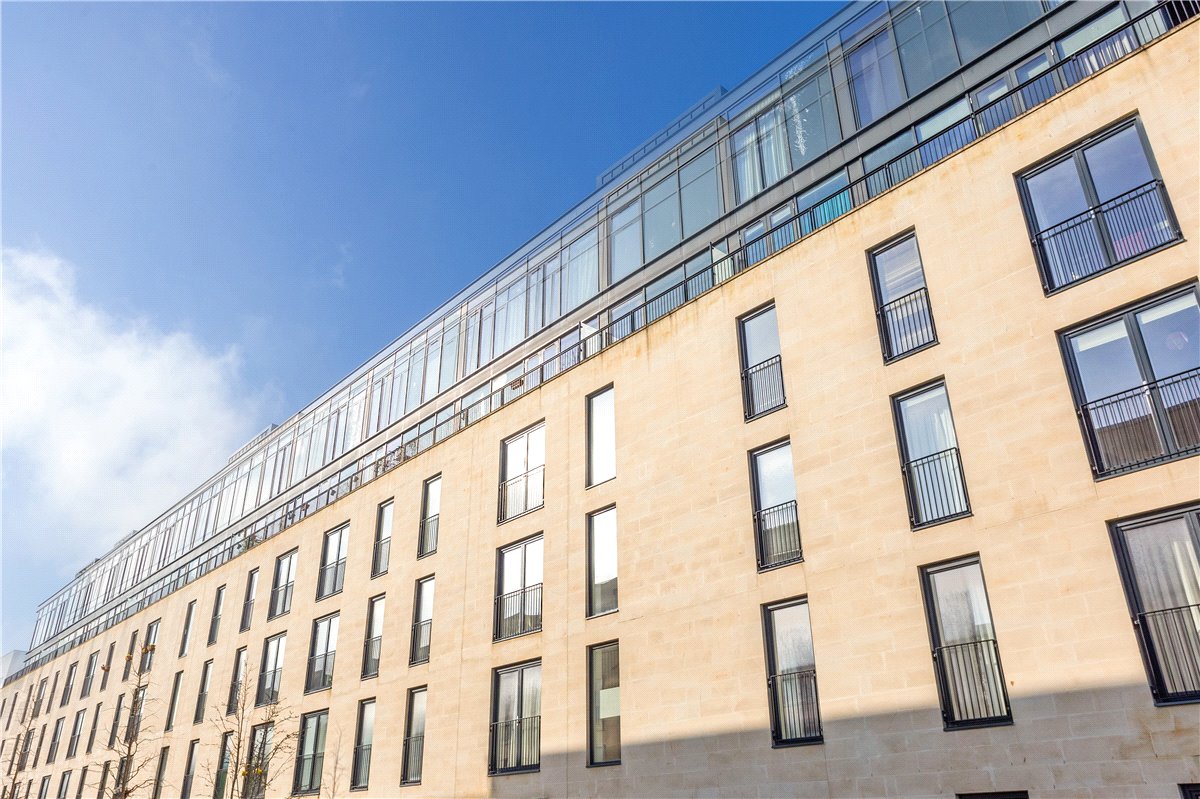 2 bedroom maisonette, Percy Terrace, Bath BA2 - Sold