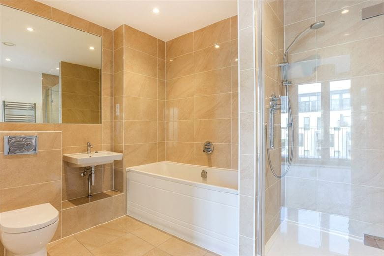 2 bedroom maisonette, Percy Terrace, Bath BA2 - Sold