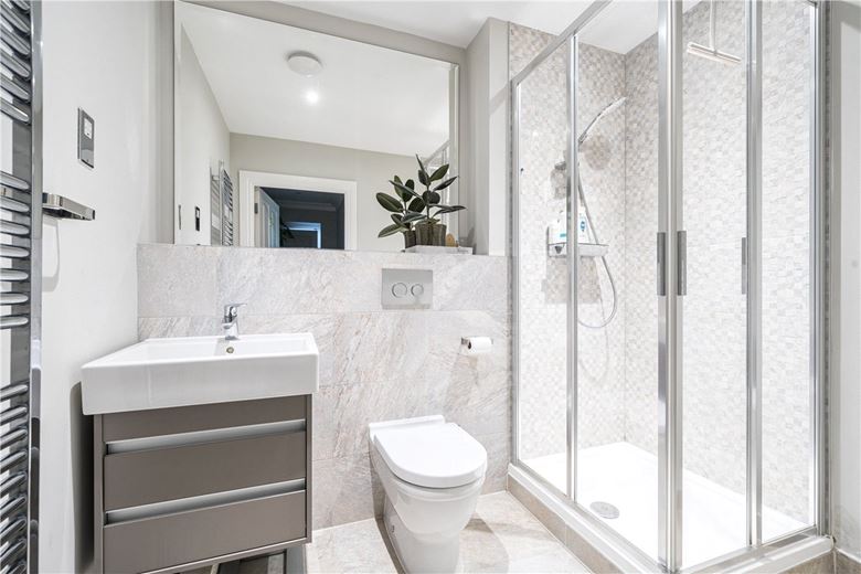 2 bedroom flat, Fortescue Street, Norton St. Philip BA2 - Available