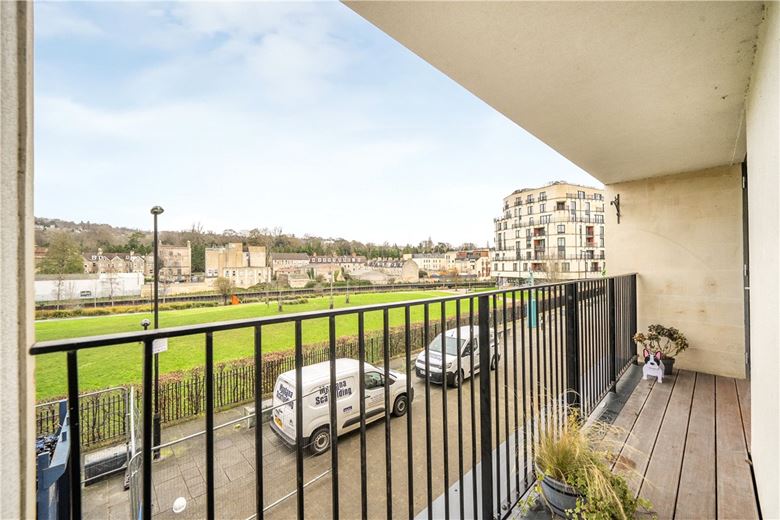 2 bedroom flat, Percy Terrace, Bath BA2 - Available