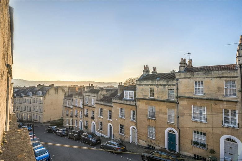 3 bedroom house, Northampton Street, Bath BA1 - Sold STC