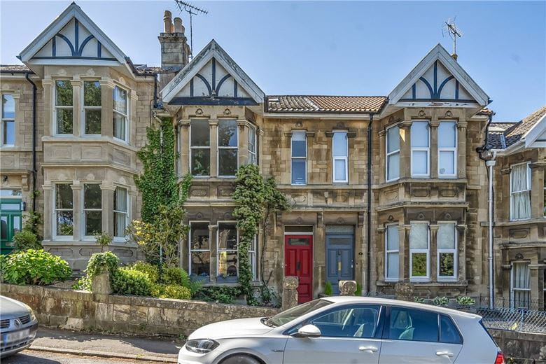4 bedroom house, Beechen Cliff Road, Bath BA2 - Available