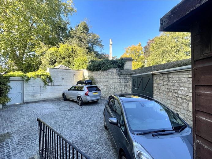 5 bedroom house, Queens Parade, Bath BA1 - Available