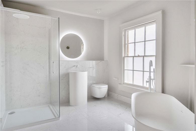 3 bedroom maisonette, Walcot Street, Bath BA1 - Available