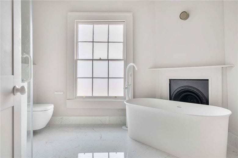 3 bedroom maisonette, Walcot Street, Bath BA1 - Available