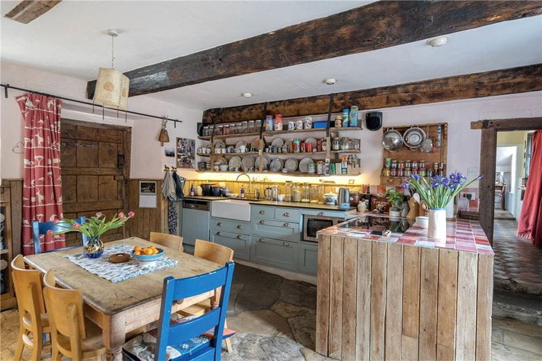 7 bedroom house, Neston, Corsham SN13 - Available