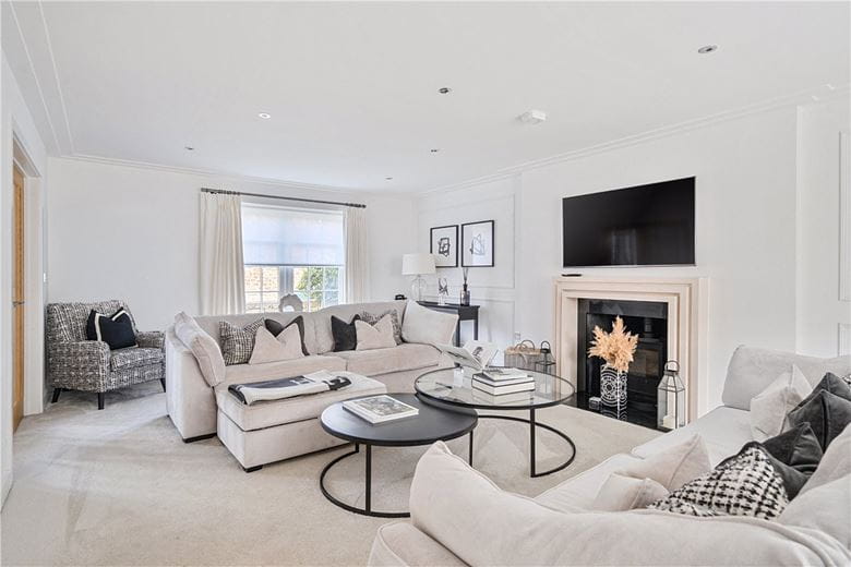 5 bedroom house, Mill Lane, Beckington BA11 - Available