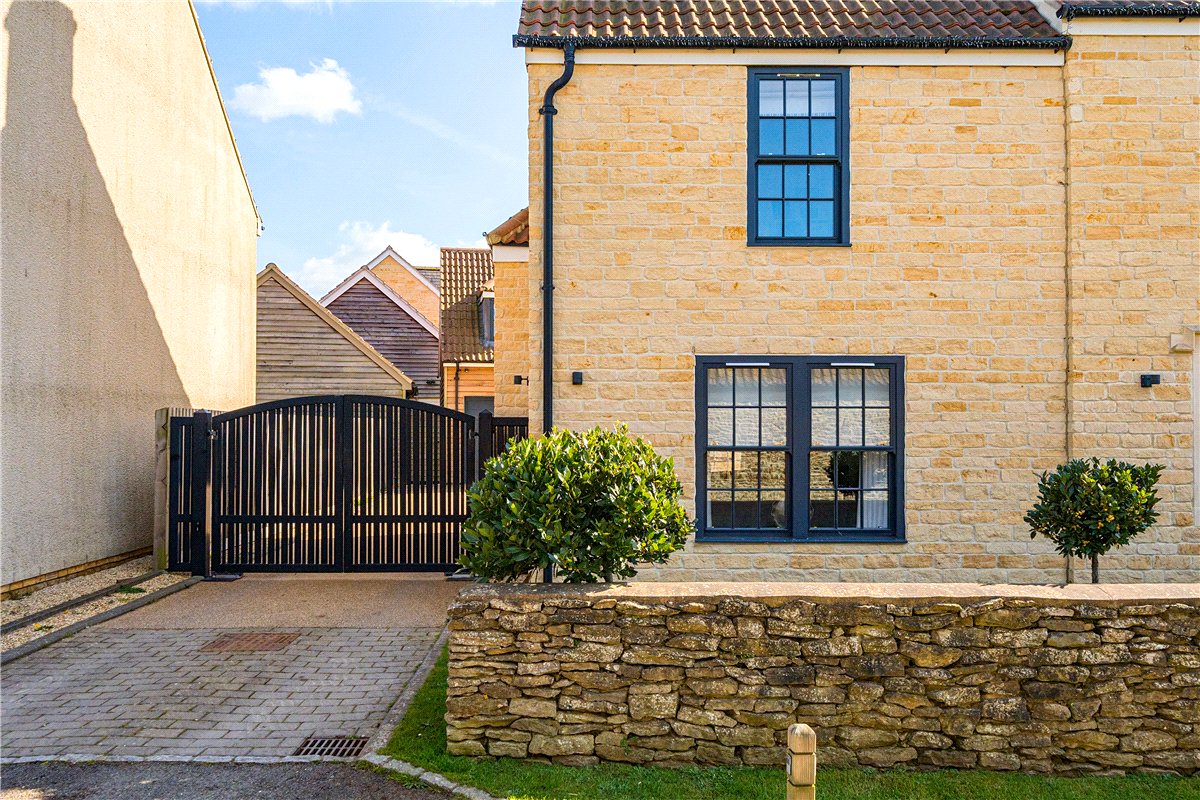 5 bedroom house, Mill Lane, Beckington BA11 - Available