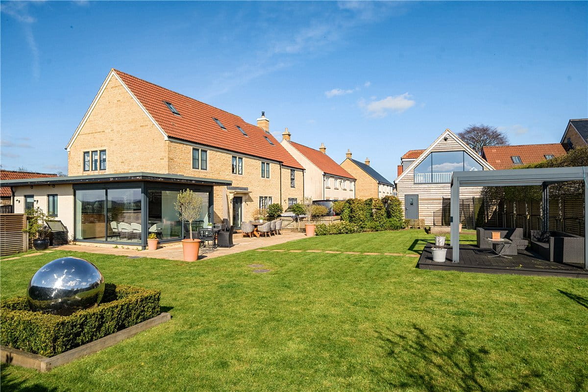 5 bedroom house, Mill Lane, Beckington BA11 - Available