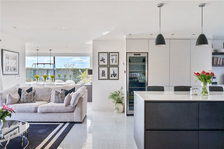 5 bedroom house, Mill Lane, Beckington BA11 - Available