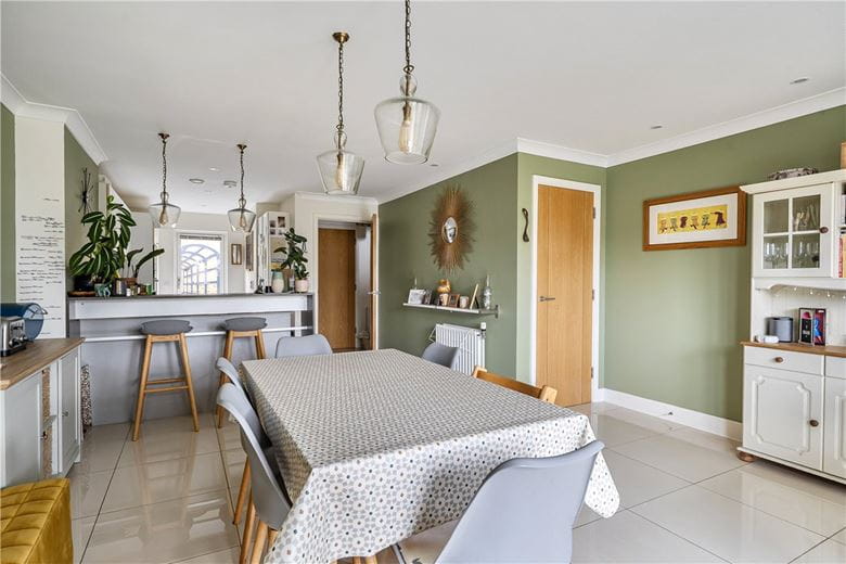 4 bedroom house, Stothert Avenue, Bath BA2 - Available