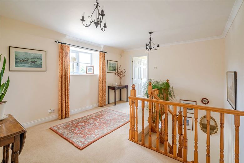 3 bedroom house, Tetbury, Gloucestershire GL8 - Available
