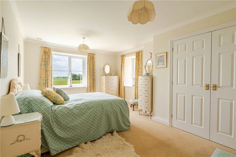 3 bedroom house, Tetbury, Gloucestershire GL8 - Available
