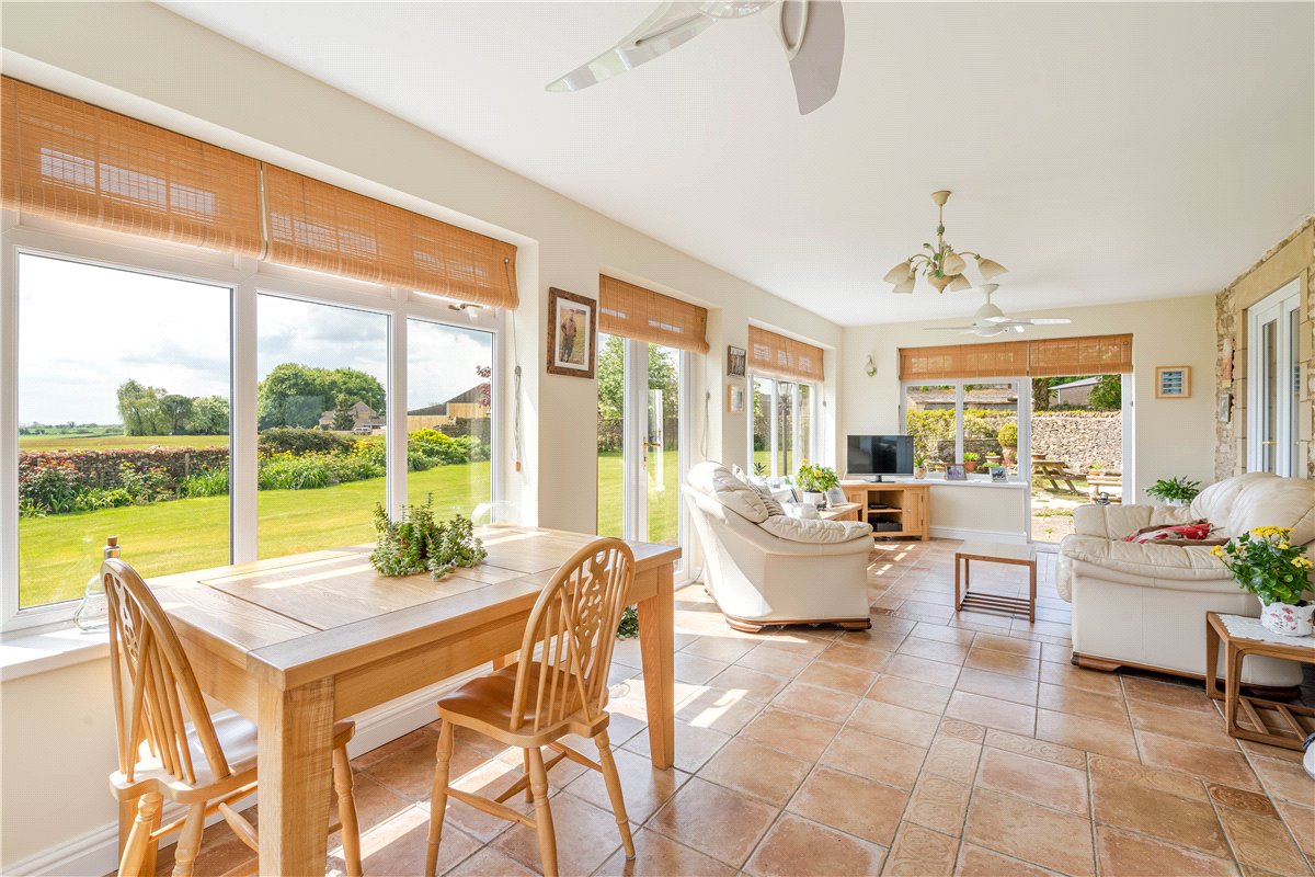 3 bedroom house, Tetbury, Gloucestershire GL8 - Available