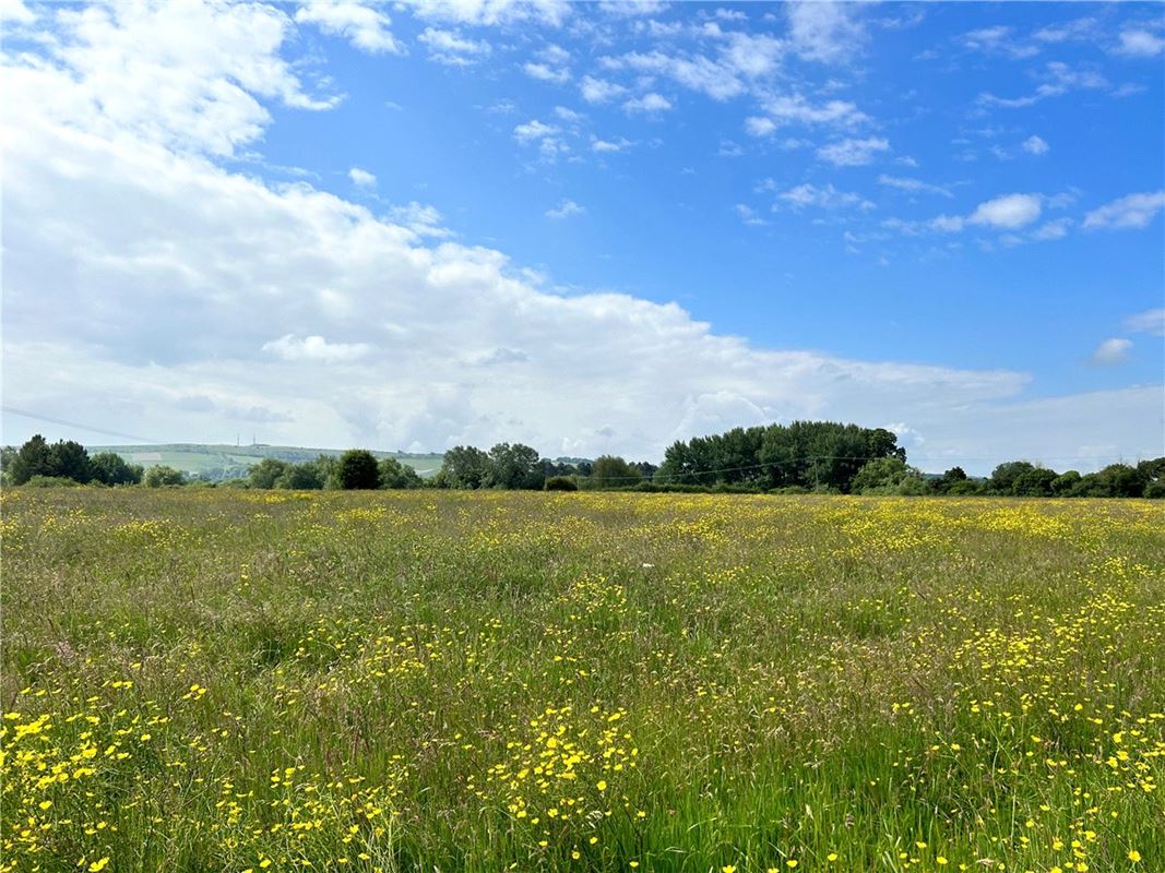 16.7 acres Land, Cherhill, Calne SN11 - Sold