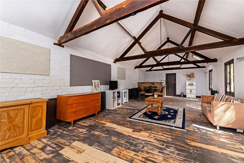 5 bedroom house, Comberton Road, Barton CB23 - Available