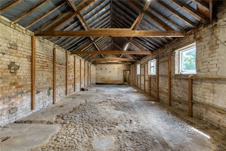 5 bedroom house, Comberton Road, Barton CB23 - Available