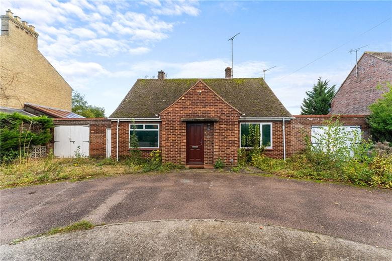 2 bedroom bungalow, Histon Road, Cambridge CB4 - Sold