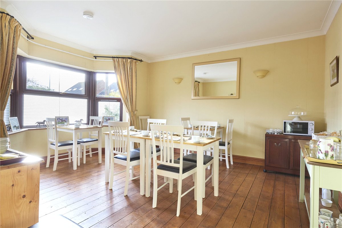 6 bedroom house, Warrington Street, Newmarket CB8 - Available