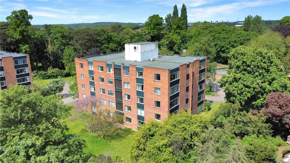 3 bedroom flat, Westberry Court, Cambridge CB3 - Sold