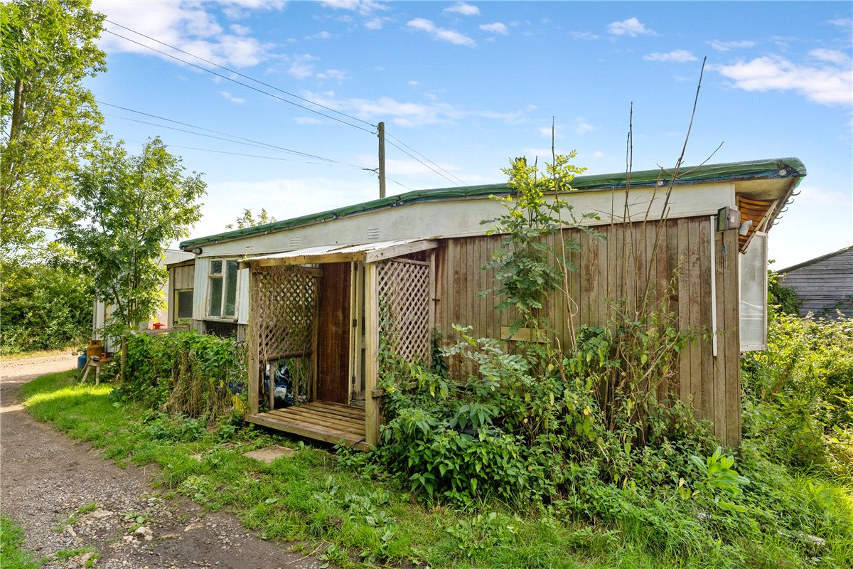 3 acres Bungalow, Comberton Road, Harlton CB23 - Available