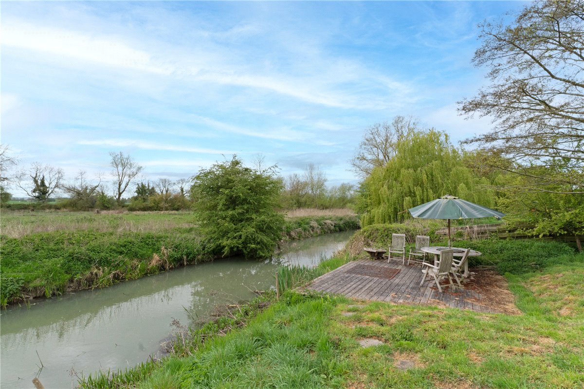 6 bedroom house, Rhee Meadows, Barrington CB22 - Sold