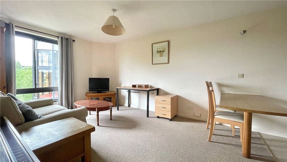 1 bedroom flat, Manhattan Drive, Cambridge CB4 - Sold