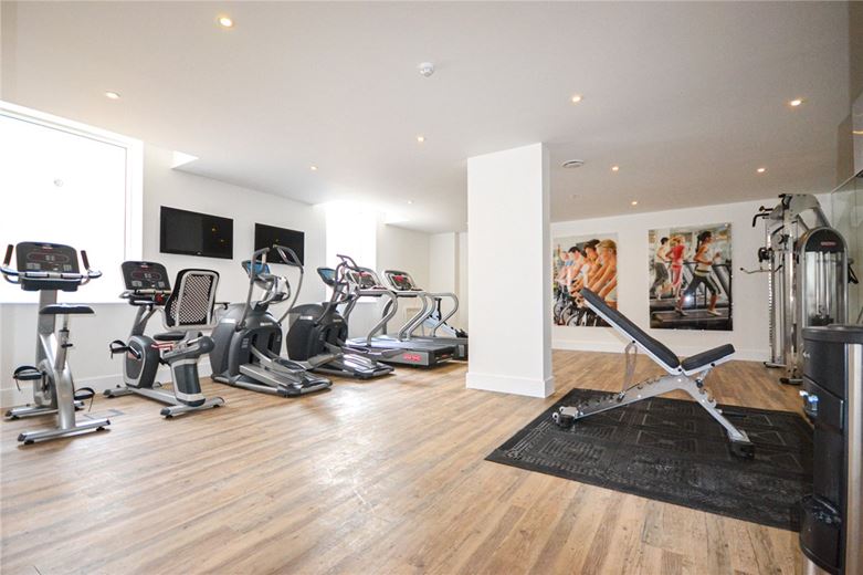 2 bedroom flat, Kingsley Walk, Cambridge CB5 - Sold