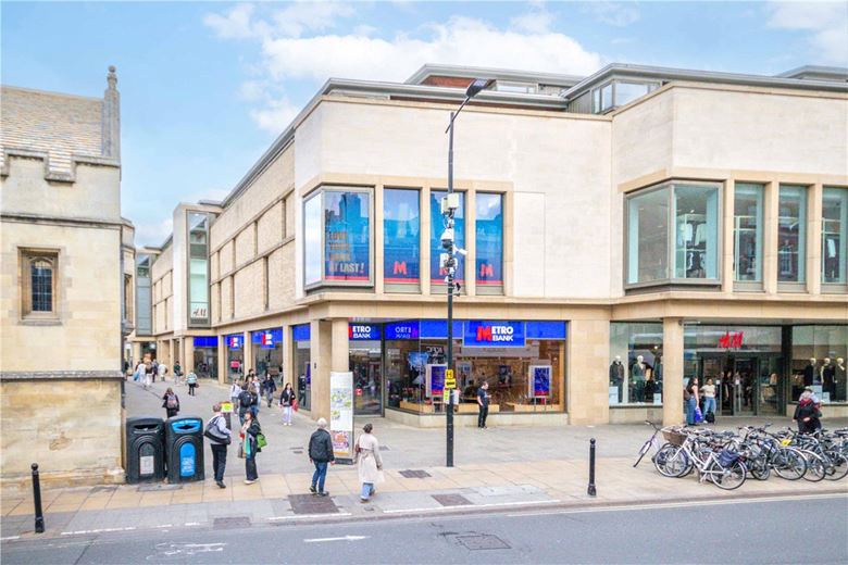 2 bedroom flat, Christ's Lane, Cambridge CB1 - Sold STC