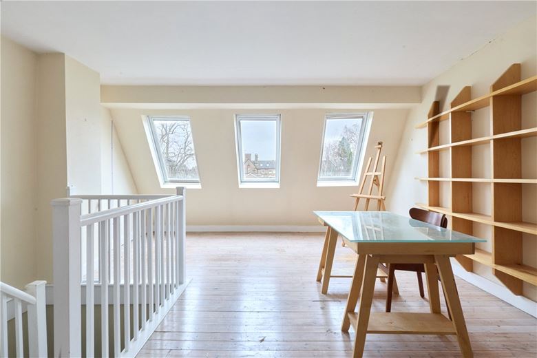 3 bedroom house, Saxon Street, Cambridge CB2 - Available