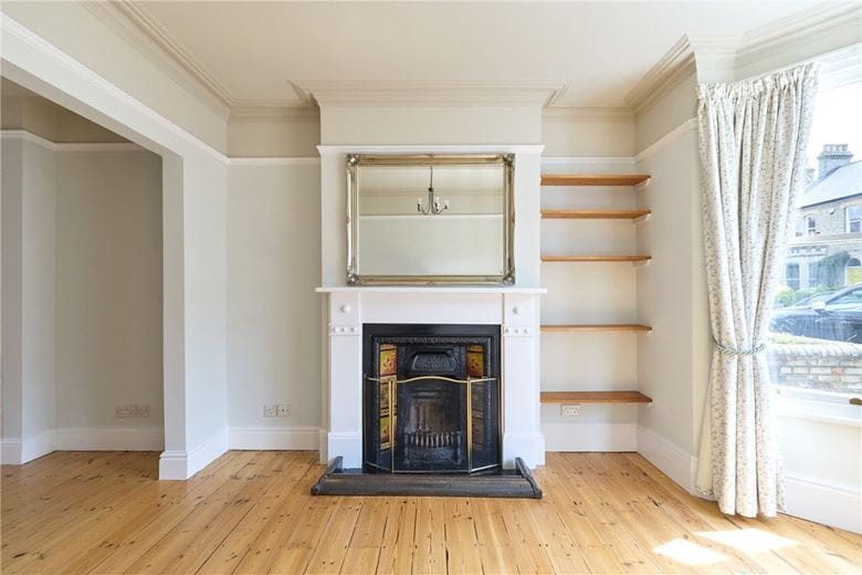 3 bedroom house, Montague Road, Cambridge CB4 - Available