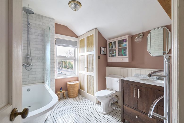 3 bedroom house, High Street, Cherry Hinton CB1 - Available