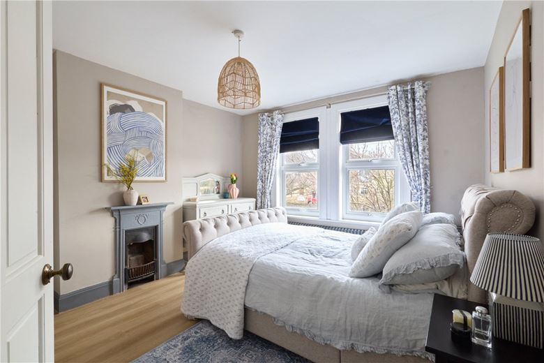 3 bedroom house, High Street, Cherry Hinton CB1 - Available