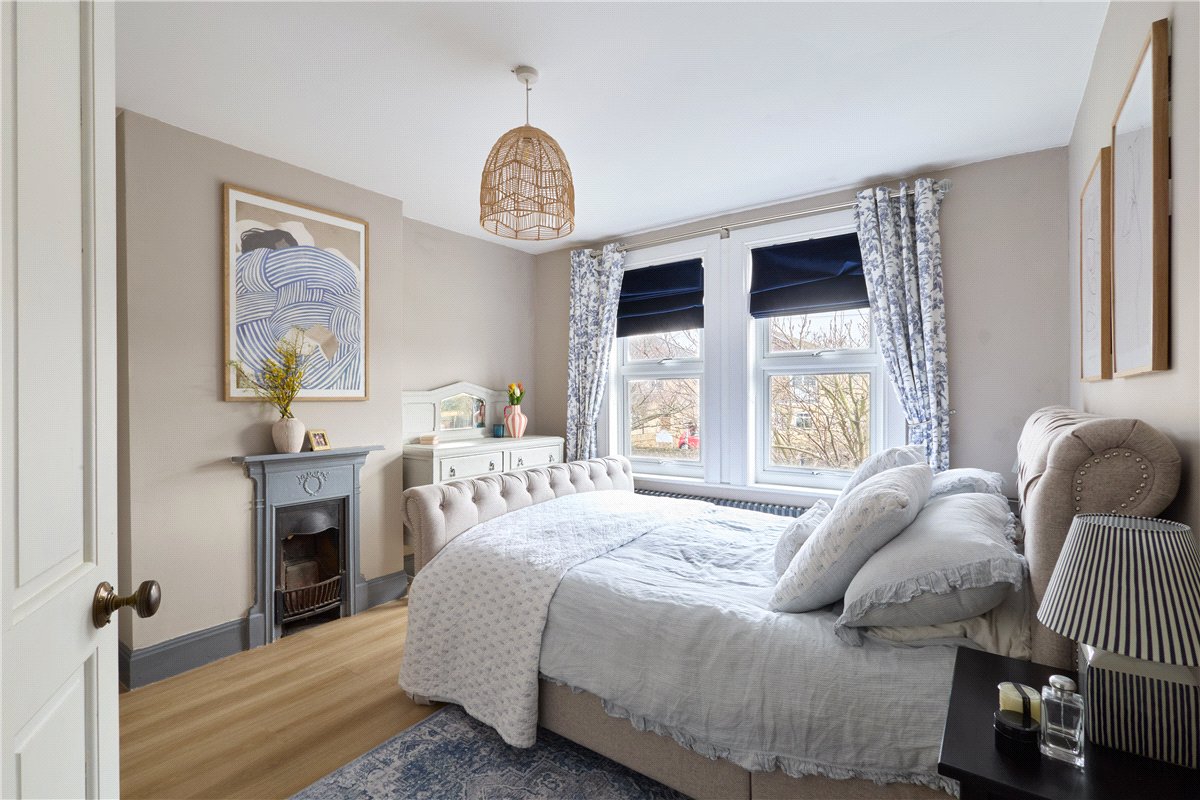 3 bedroom house, High Street, Cherry Hinton CB1 - Available