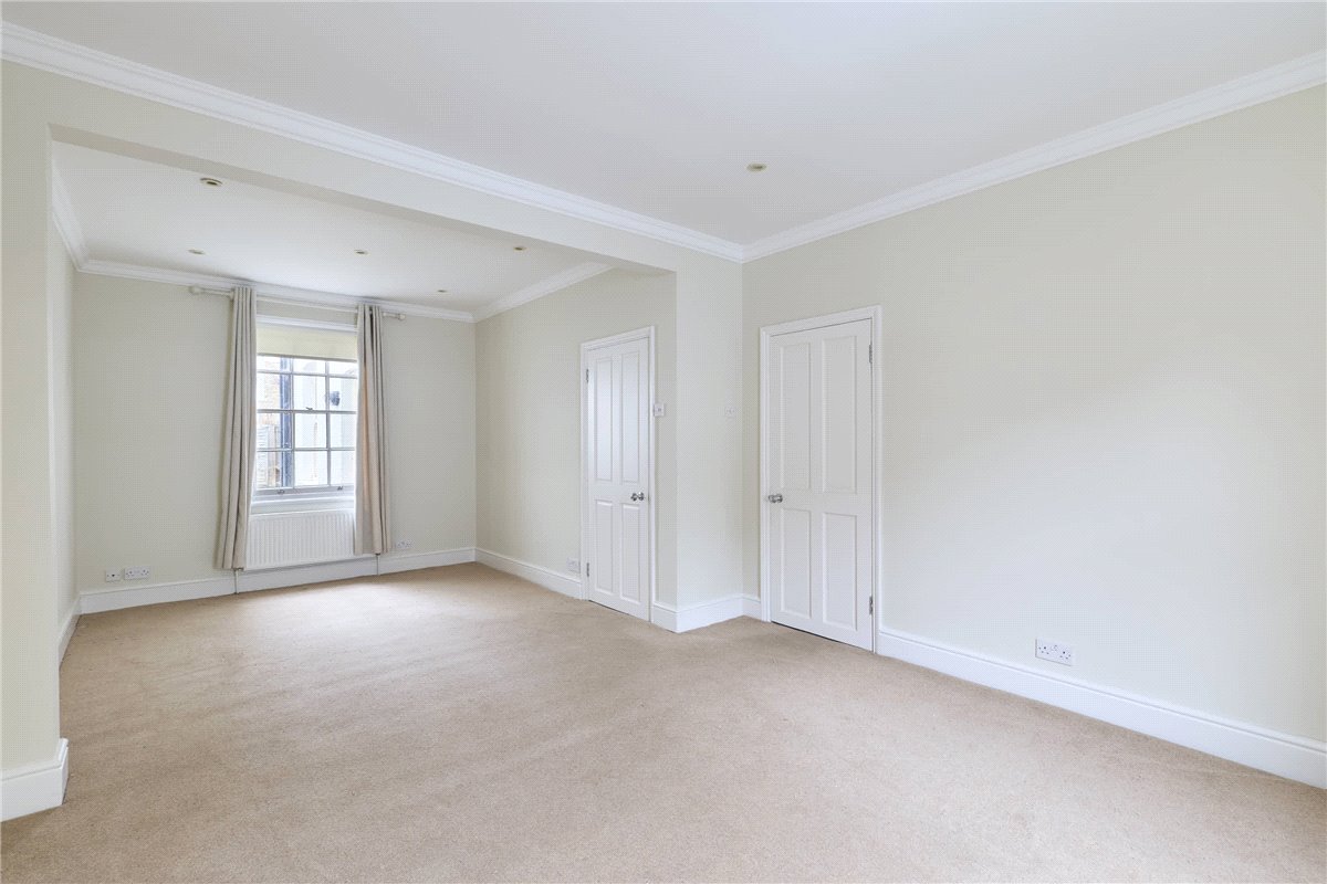 2 bedroom house, Victoria Street, Cambridge CB1 - Sold