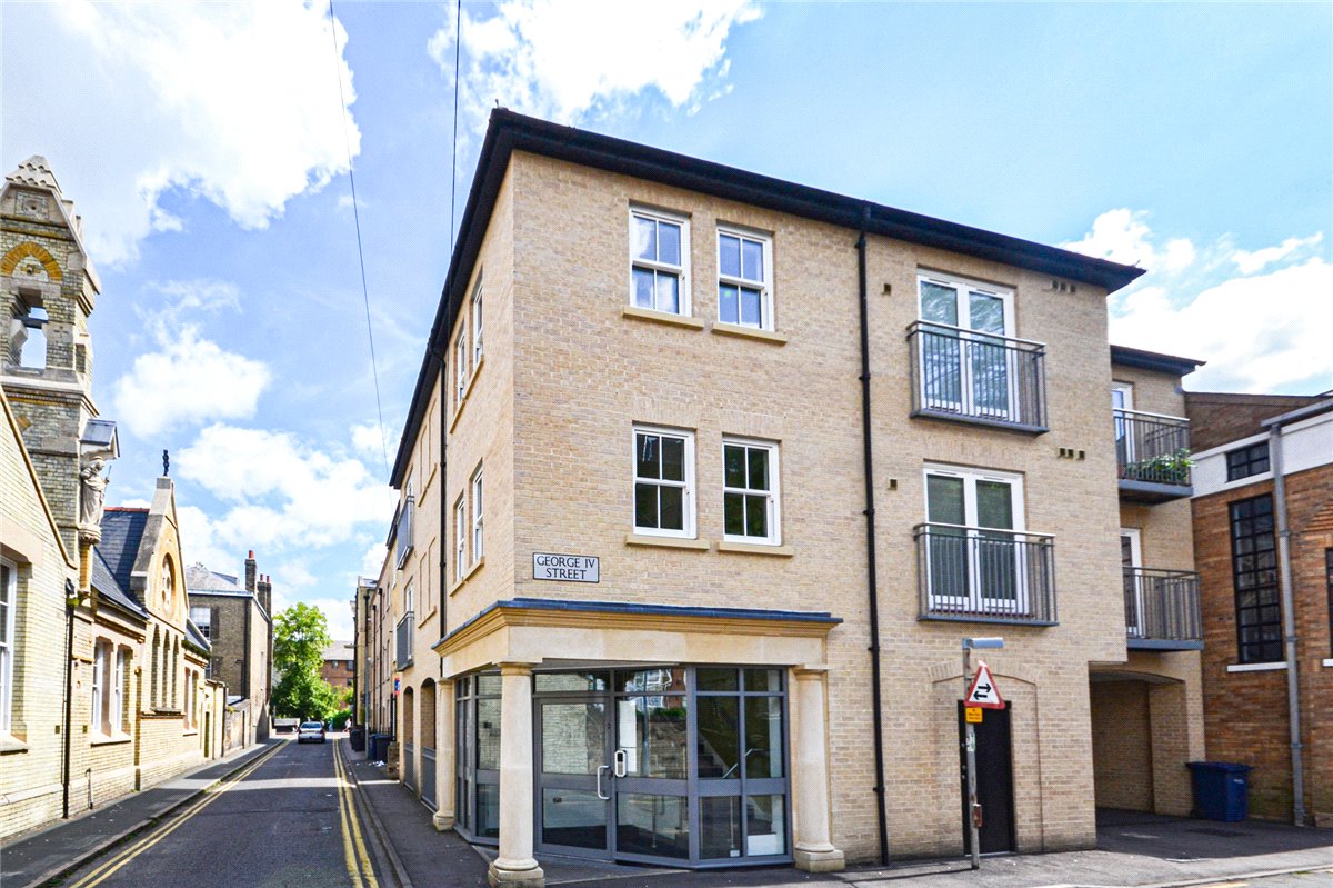 1 bedroom flat, Union Road, Cambridge CB2 - Sold