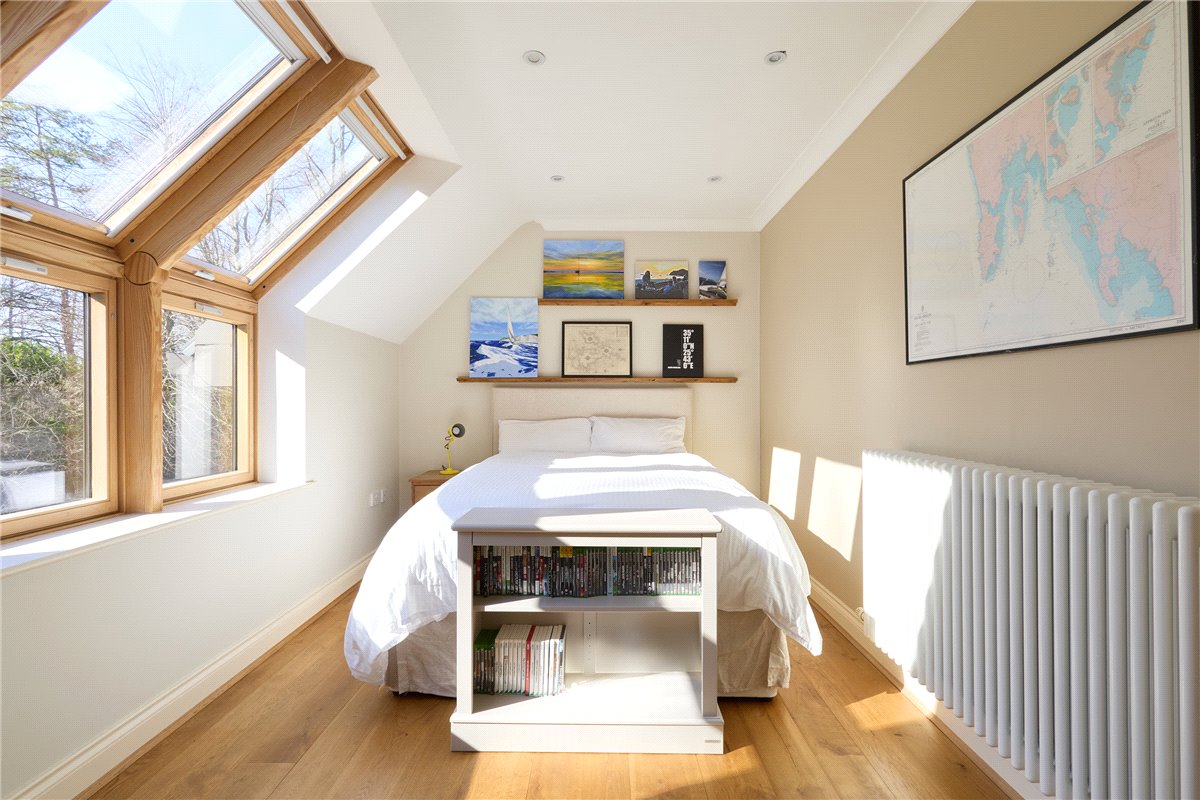 5 bedroom house, Centre Drive, Newmarket CB8 - Sold