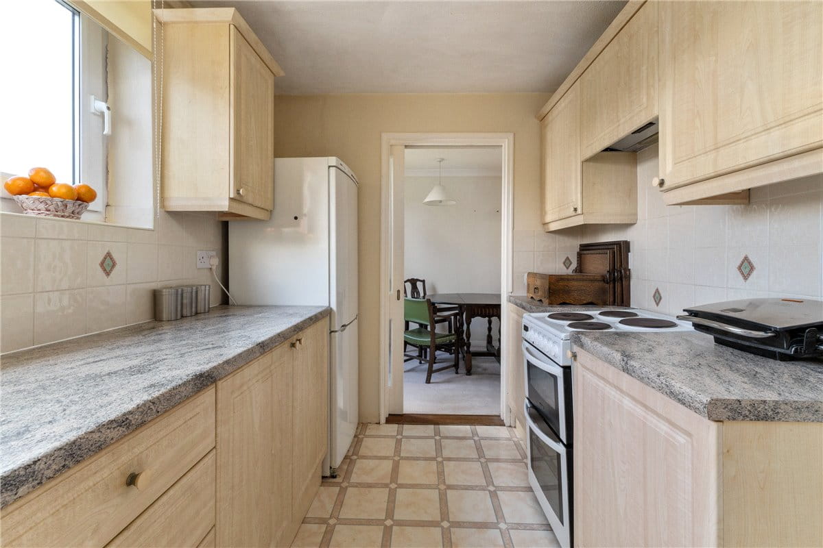 3 bedroom flat, Sherlock Close, Cambridge CB3 - Sold