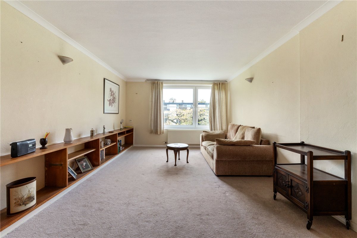 3 bedroom flat, Sherlock Close, Cambridge CB3 - Sold