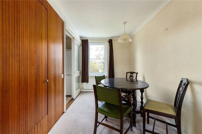 3 bedroom flat, Sherlock Close, Cambridge CB3 - Sold