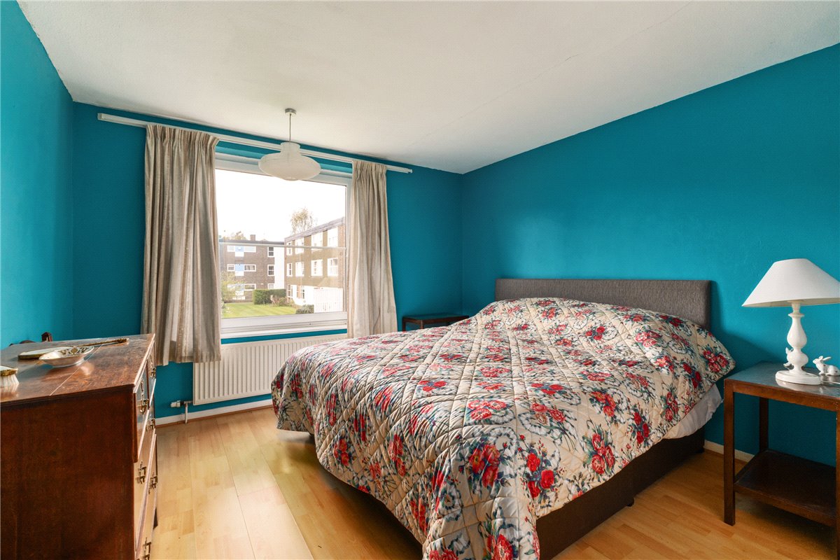 3 bedroom flat, Sherlock Close, Cambridge CB3 - Sold